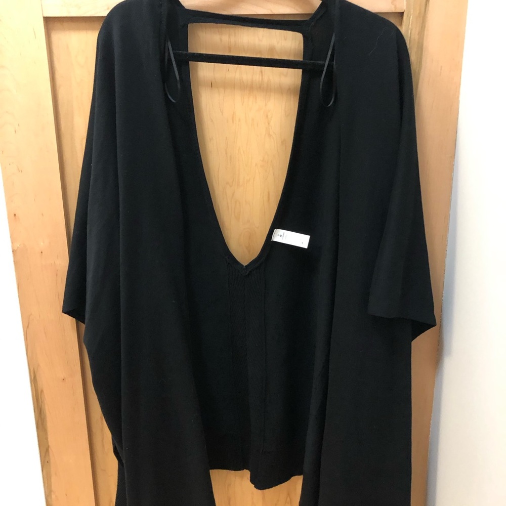 Lululemon OS sweater